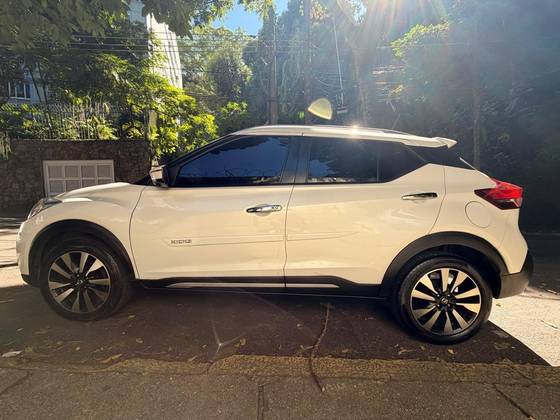 NISSAN KICKS 1.6 16V FLEXSTART SL 4P XTRONIC NISSAN KICKS 1.6 16V FLEXSTART SL 4P XTRONIC